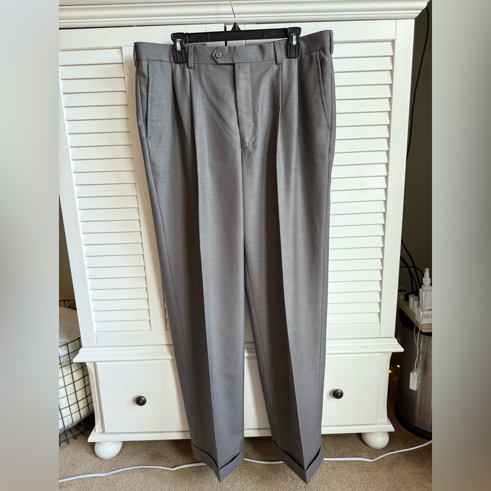 Perry Ellis America Dress Pants – 36x32 – Gray Pleated Cuffed Classic Fit